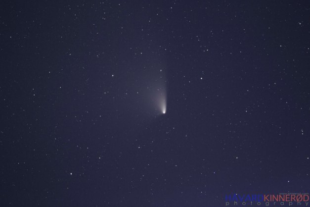 Date: 31.03.2013 Time: 21:30 Location: Sollihøgda, Bærum, NO Camera: DSLR Canon EOS 7D Optics: Canon 300mm f2,8 Exposure: 29x25 sec ISO: 320 Guiding: None Post processing: DSS, Photoshop CS5